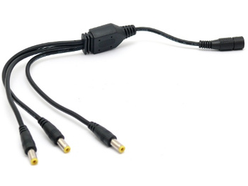 ROZGAŁĘŹNIK NA 3 WTYKI 2,1/5,5 Z GNIAZDEM