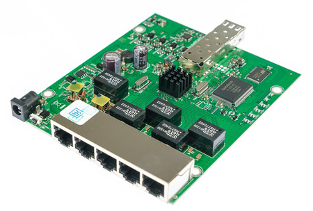 MIKROTIK ROUTERBOARD CSS106-1G-4P-1S (RB260GSP)