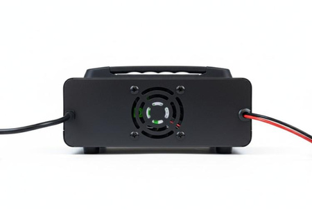 Prostownik Smart Volt Polska 12V/24V 15A A20 Black